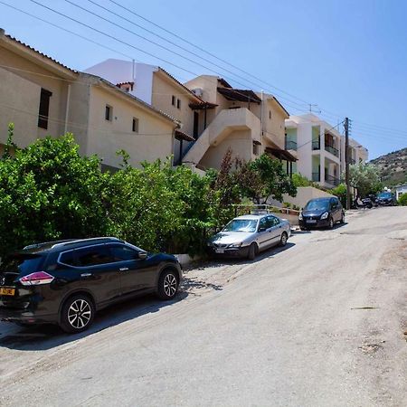 Elena'S Tolo Sea View Apartment Екстериор снимка